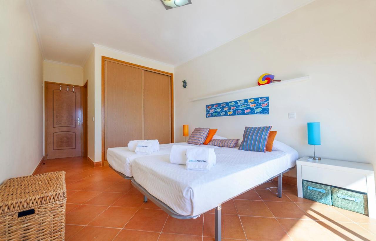 A44 - Sol E Mar Apartment In Lagos Luaran gambar